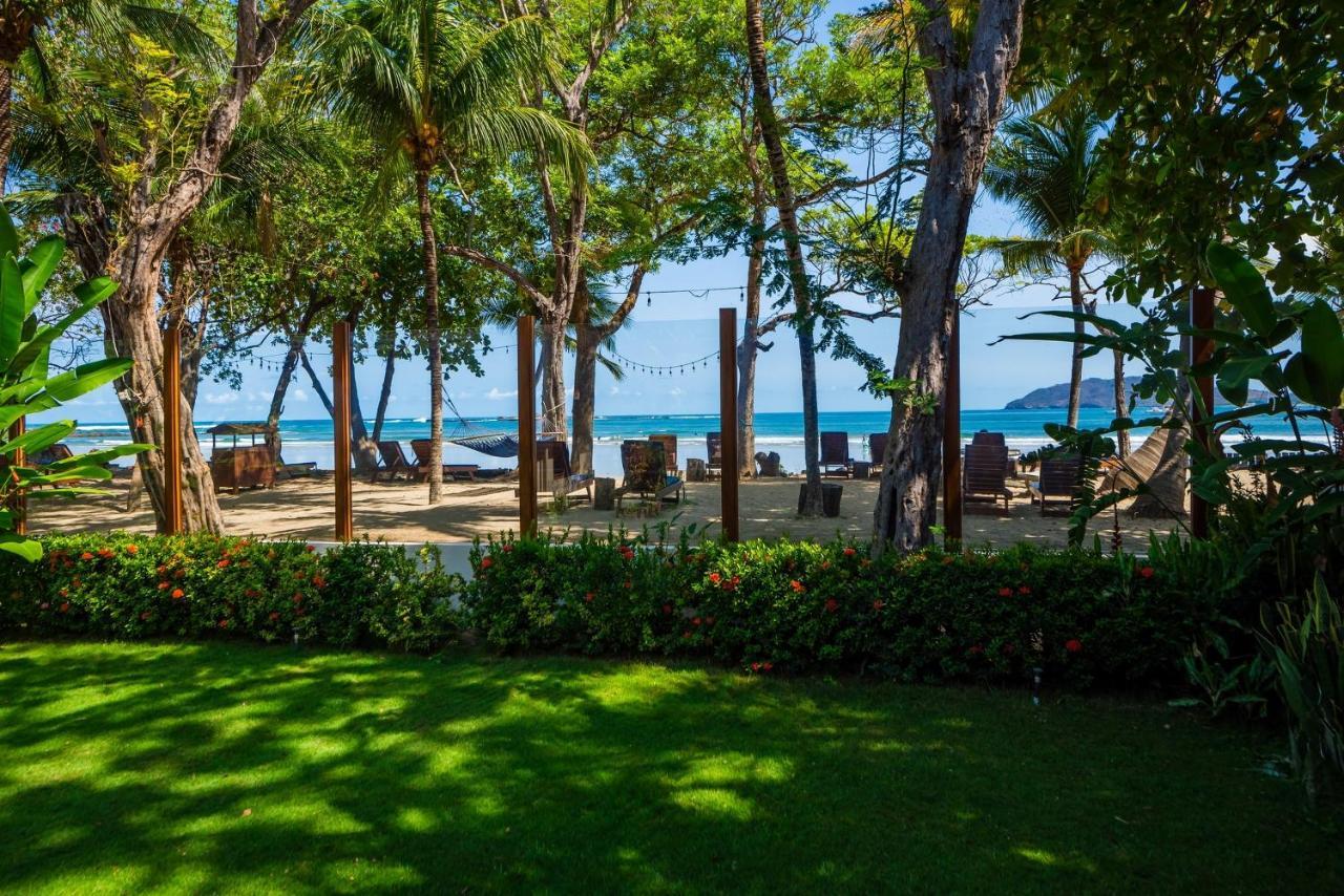 The Coast Beachfront Hotel Тамариндо Экстерьер фото