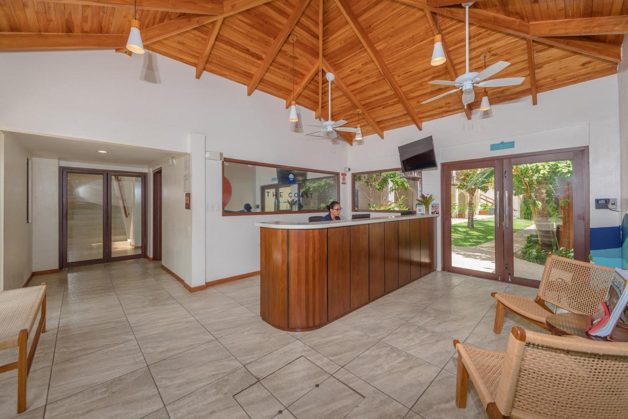 The Coast Beachfront Hotel Тамариндо Экстерьер фото