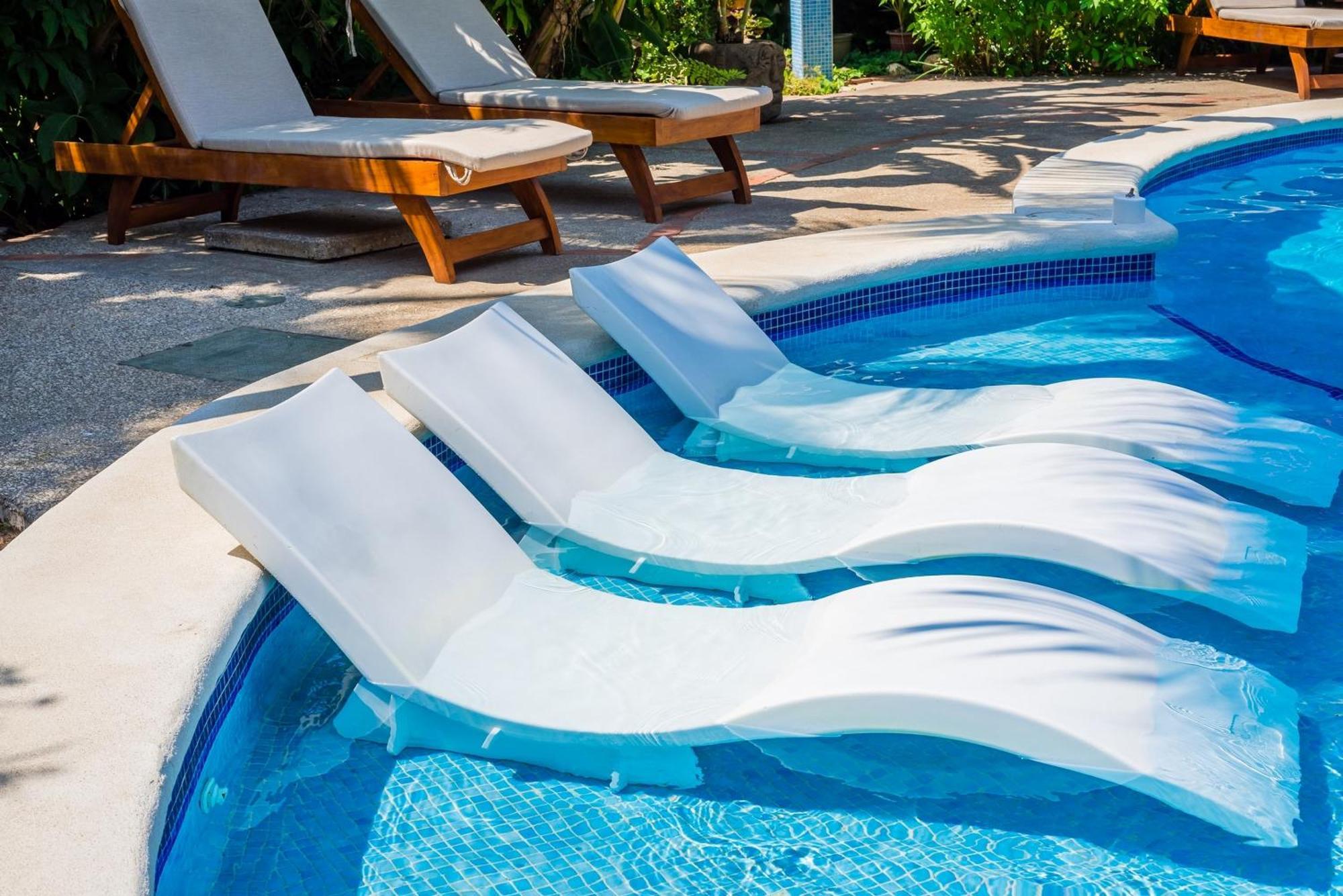 The Coast Beachfront Hotel Тамариндо Экстерьер фото